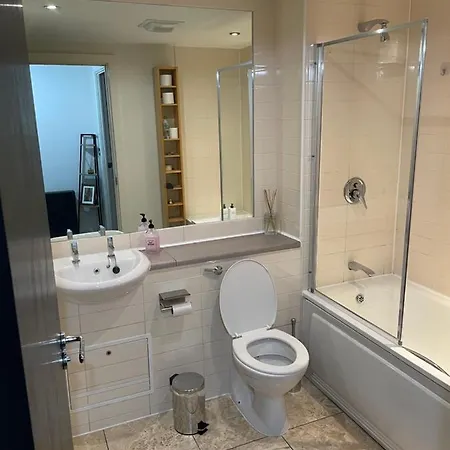 Luxury 1 Or 2 Bedroom Centre