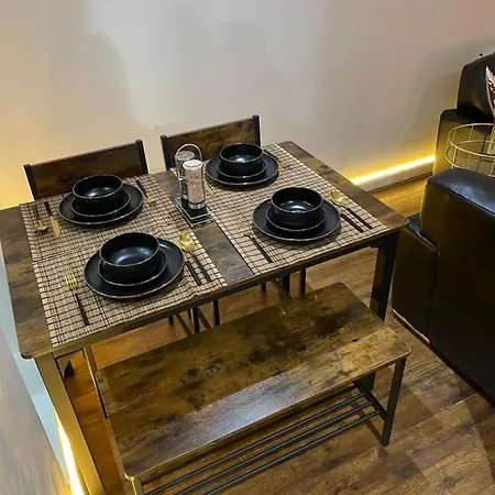 Luxury 1 Or 2 Bedroom Centre Aparthotel Birmingham