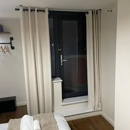 Luxury 1 Or 2 Bedroom Centre Birmingham